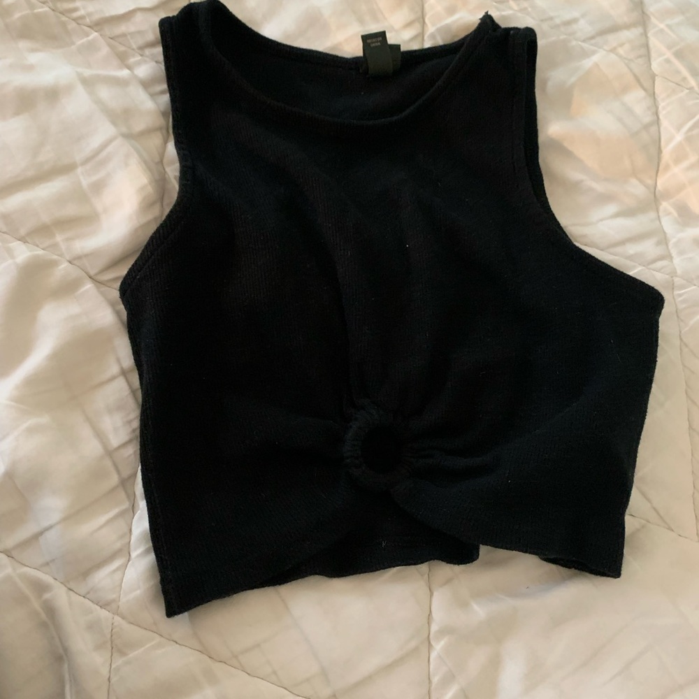 Black crop top